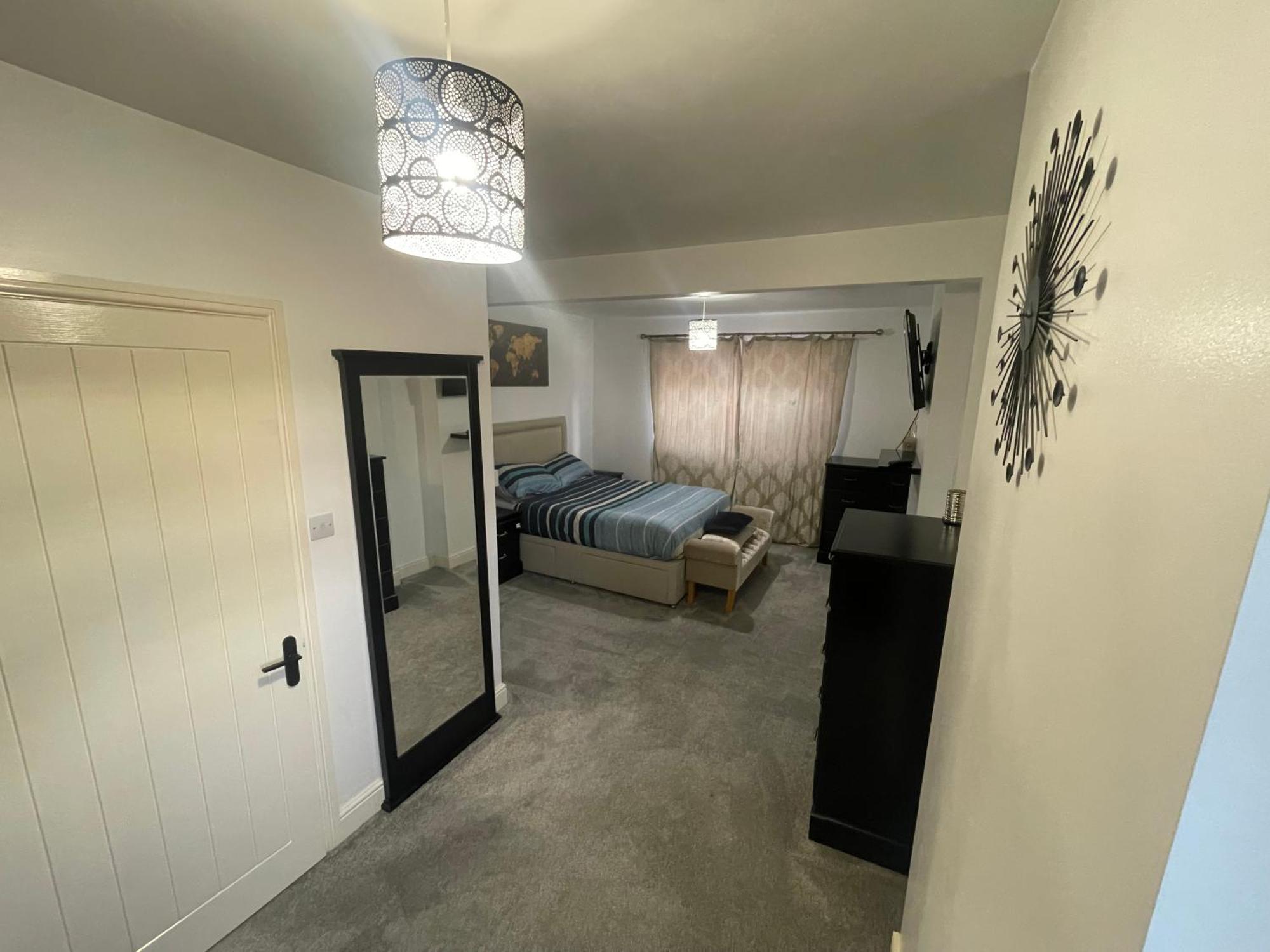 Welcome Rooms 54 Суиндон Экстерьер фото